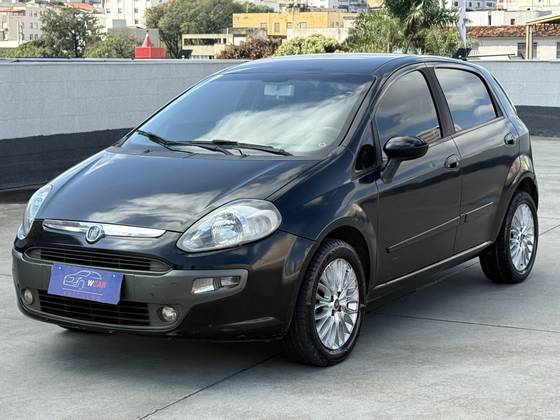 FIAT PUNTO 1.6 ESSENCE 16V FLEX 4P MANUAL FIAT PUNTO 1.6 ESSENCE 16V FLEX 4P MANUAL